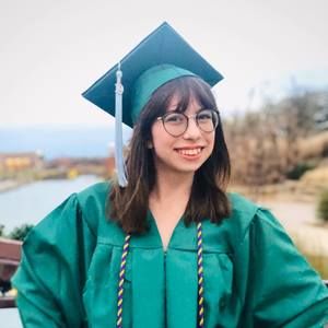 Meet your Posher, Casey